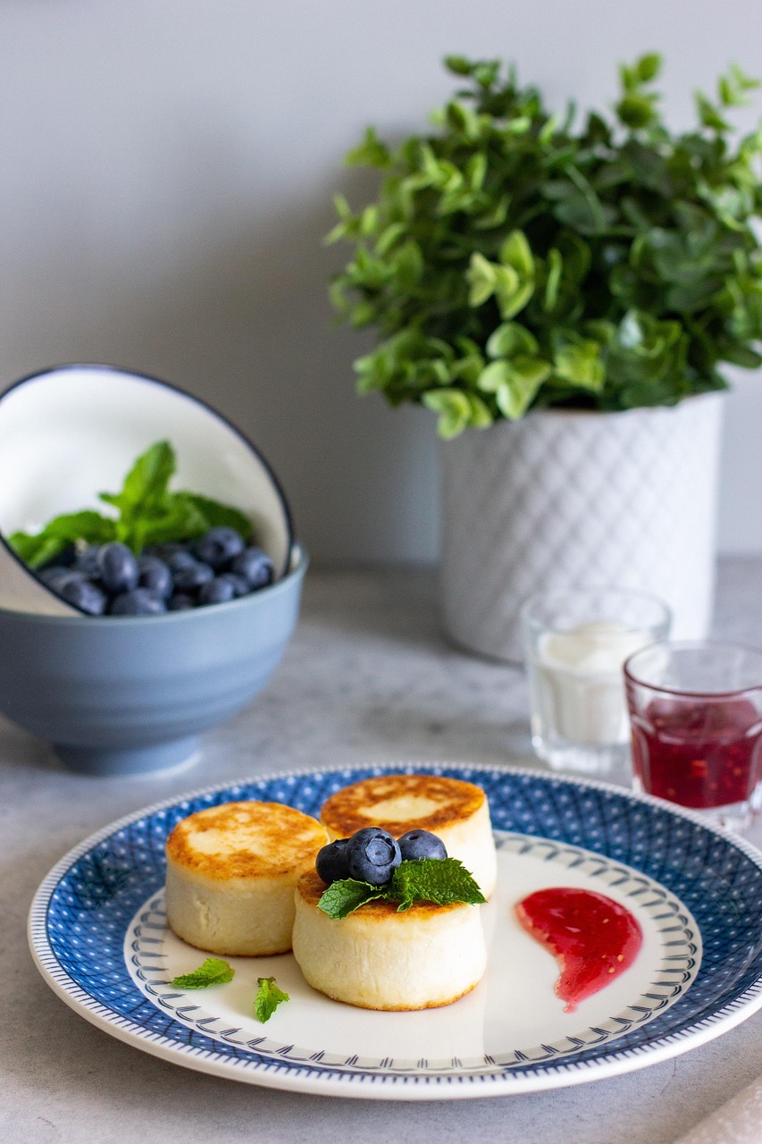 Mini Desserts: Bite-Sized Sweet Treats for Your Next Party