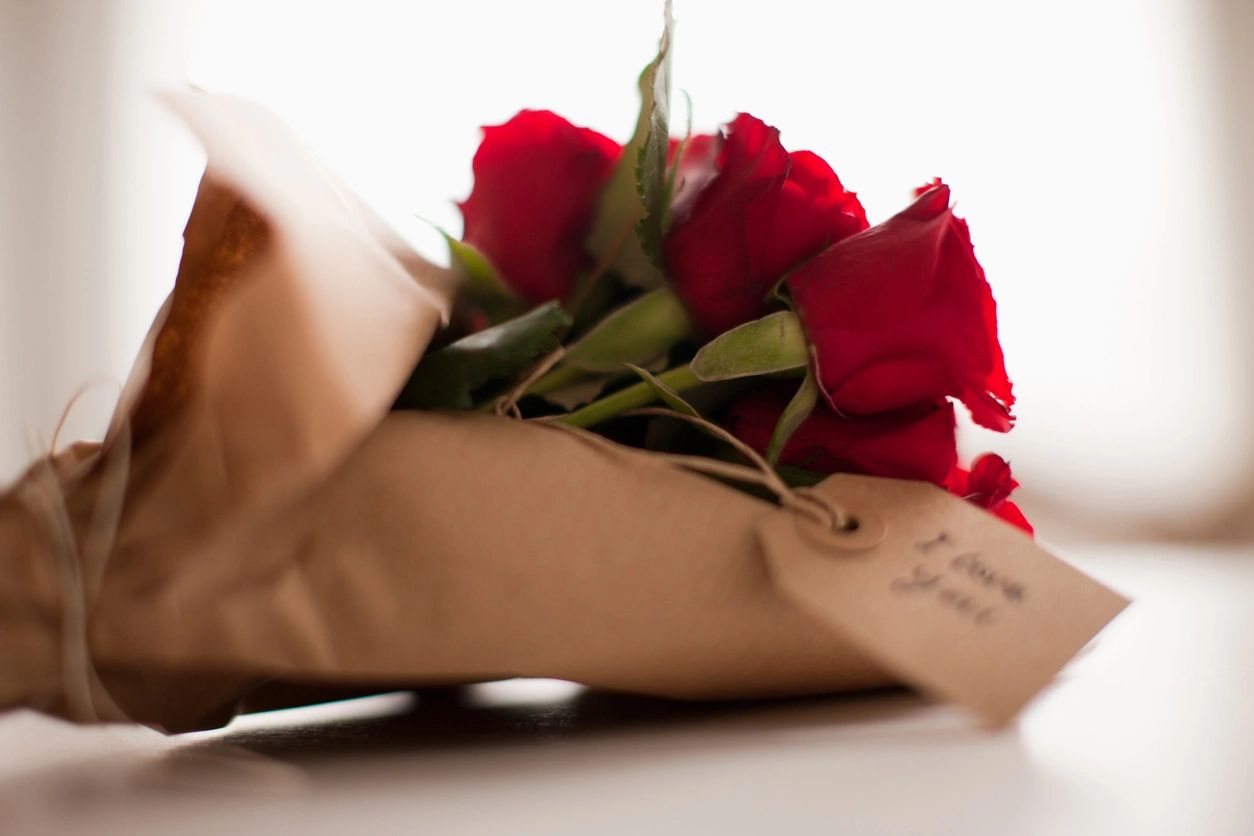 10 Heartfelt Ways to Express Love Beyond Words This Valentine’s Day