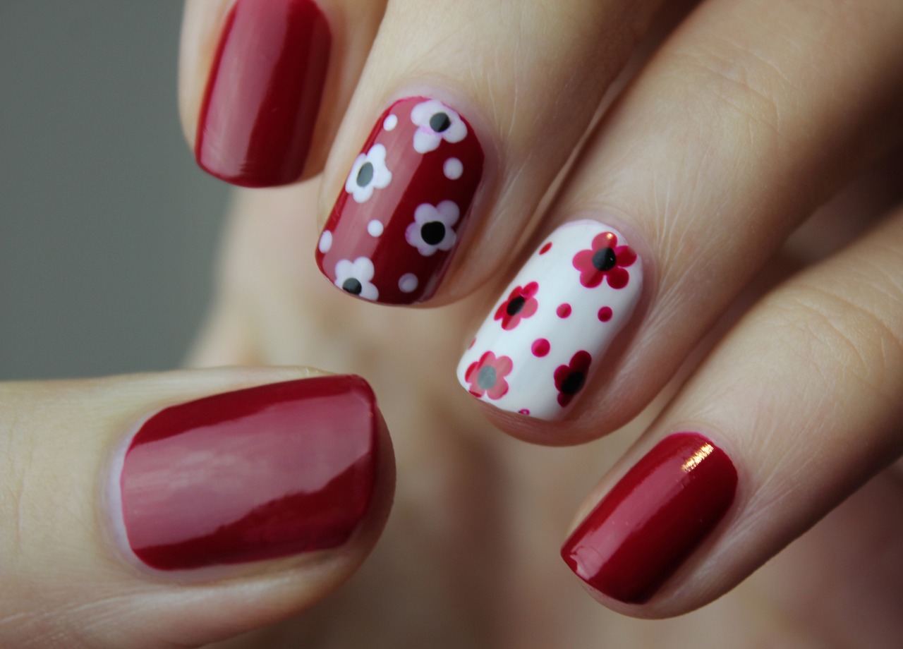 Nail Art Trends: The Hottest Designs and Colors for Every Season