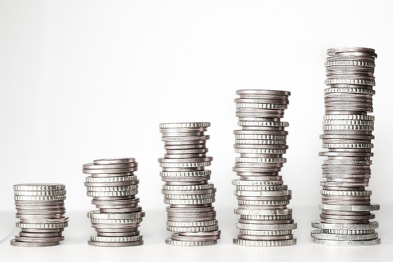 The Psychology of Money: Understanding Your Spending Habits and How to Change Them