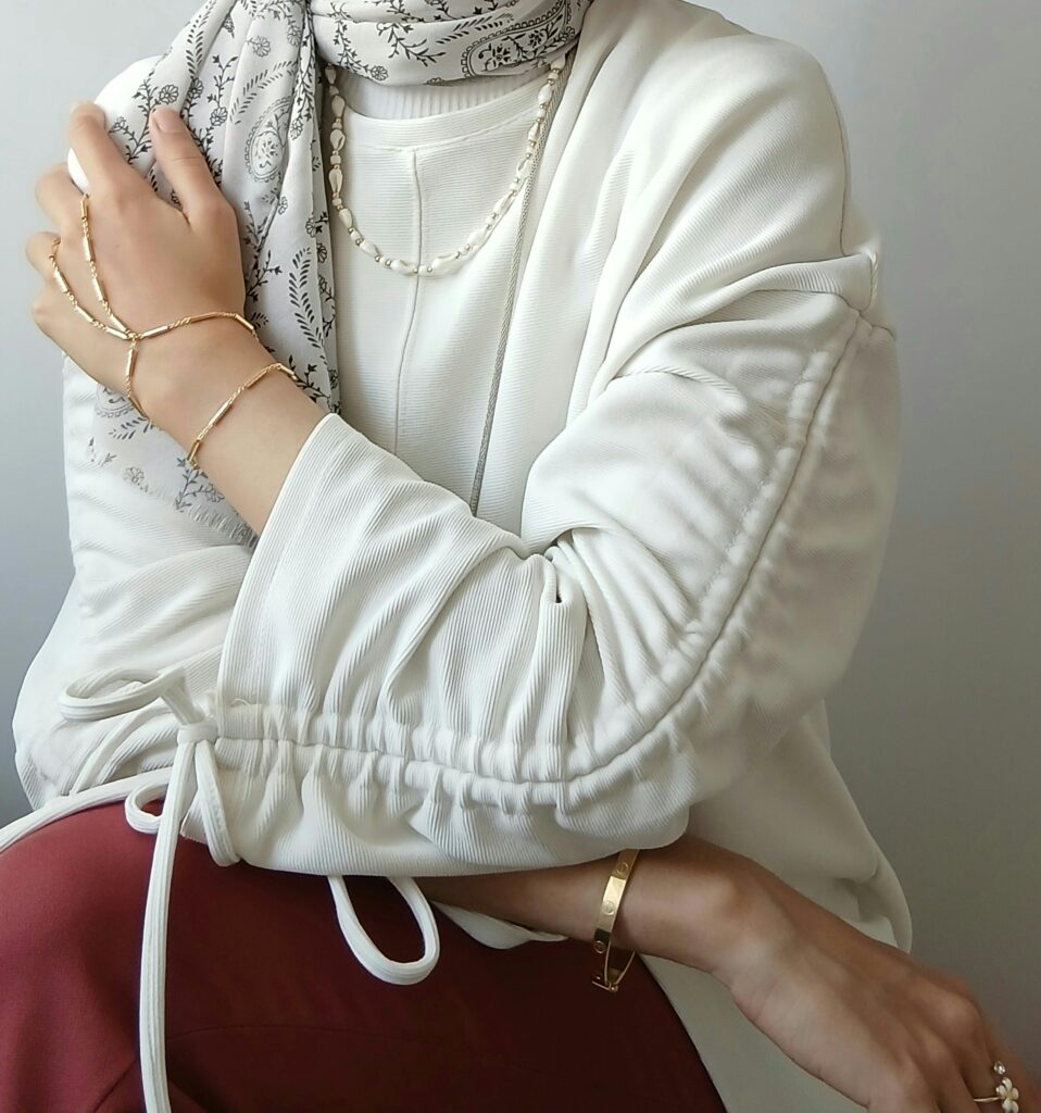 How to Perfect the Art of Layering: Fashion Tips for Every Season